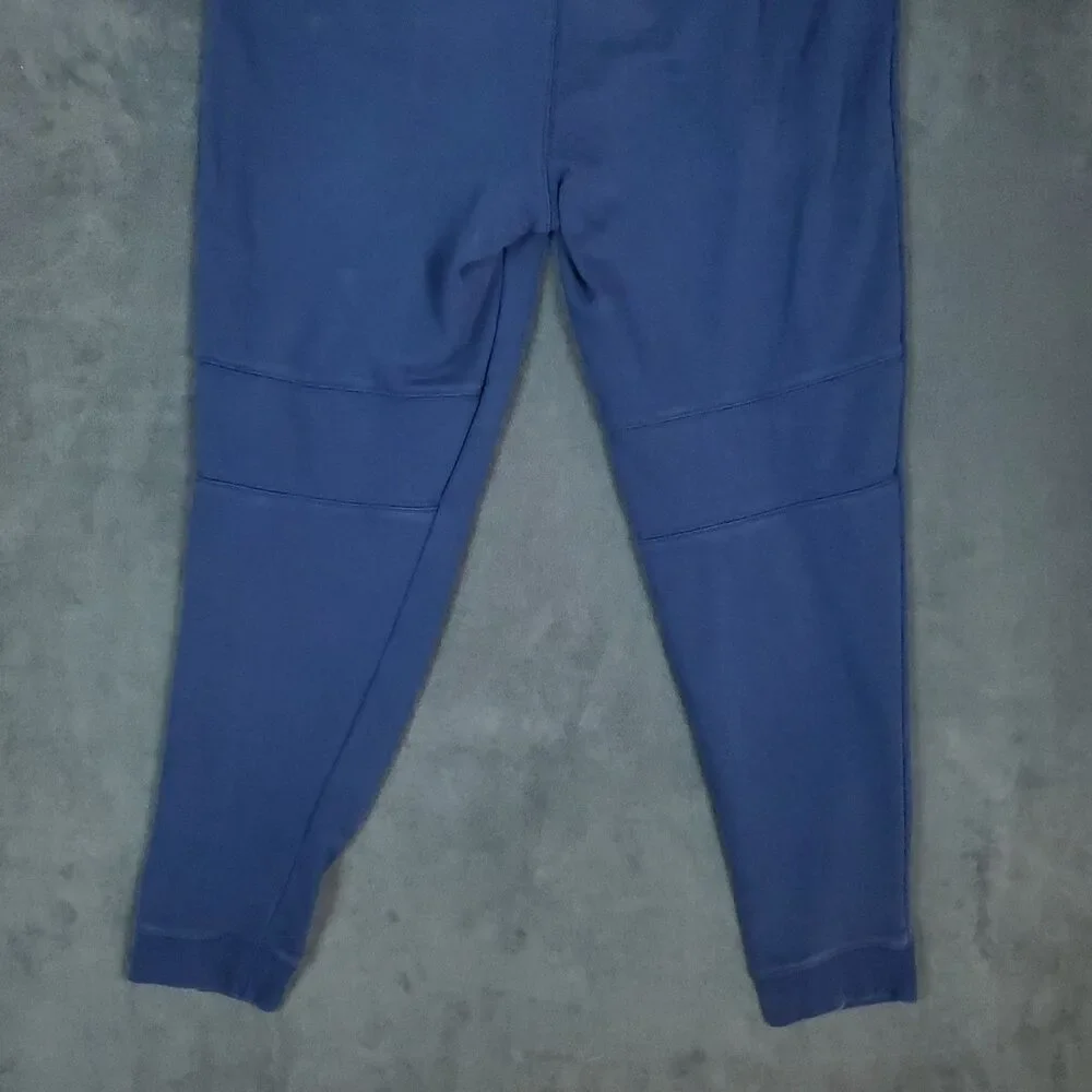Nike Jordan Jogger Detroit Pistons Mens Medium NBA Basketball